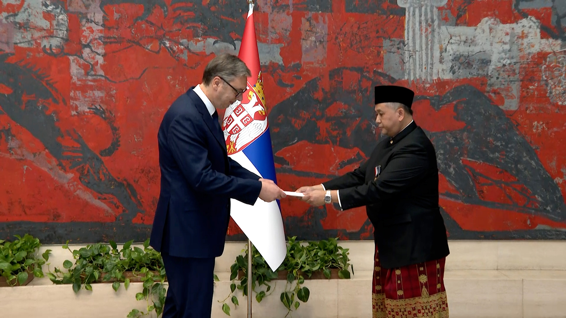 Beograd, predsednik Republike Srbije Aleksandar Vucic primio je akreditivna pisma ambasadora Republike Indonezije Andreana Ervina, pokrivanje Beograd, predsednik Republike Srbije Aleksandar Vucic primio je akreditivna pisma ambasadora Republike Indonezije Andreana Ervina, pokrivanje